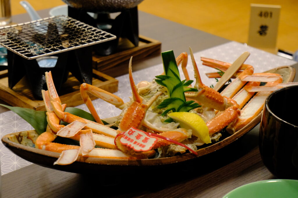 湯喜望 白扇の夕食で出た松葉蟹