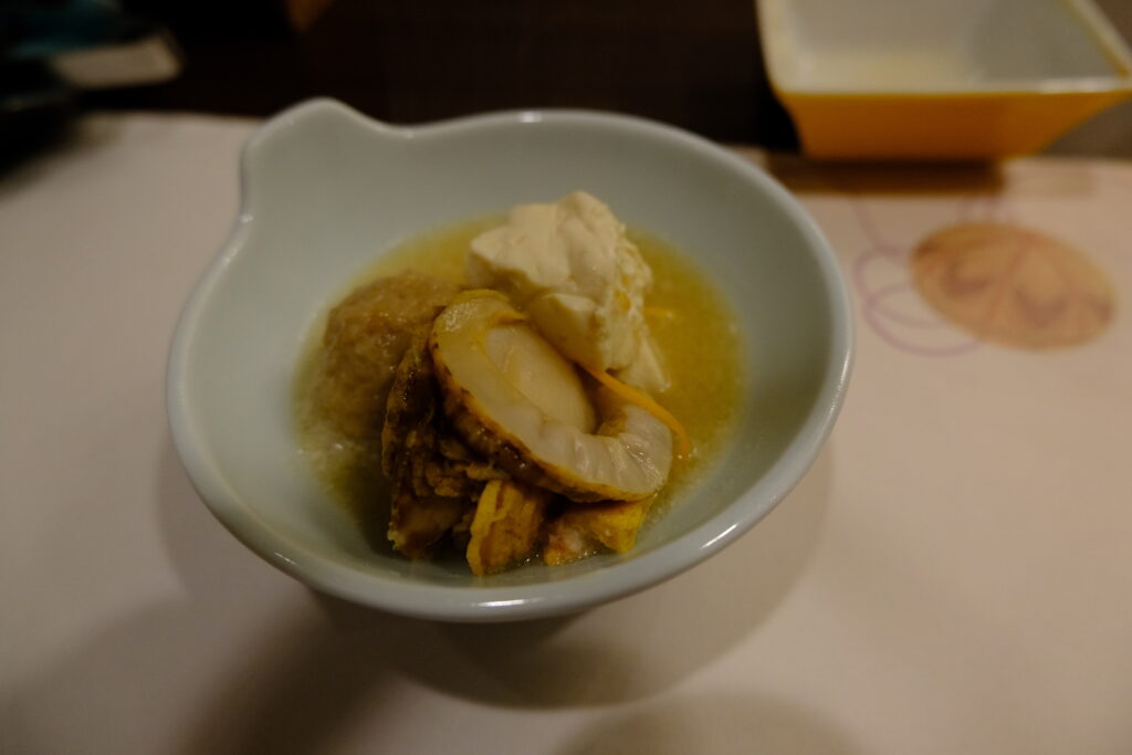 湯喜望 白扇の台物のアワビ