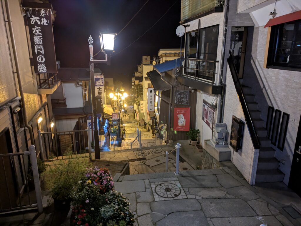 夜の石段街