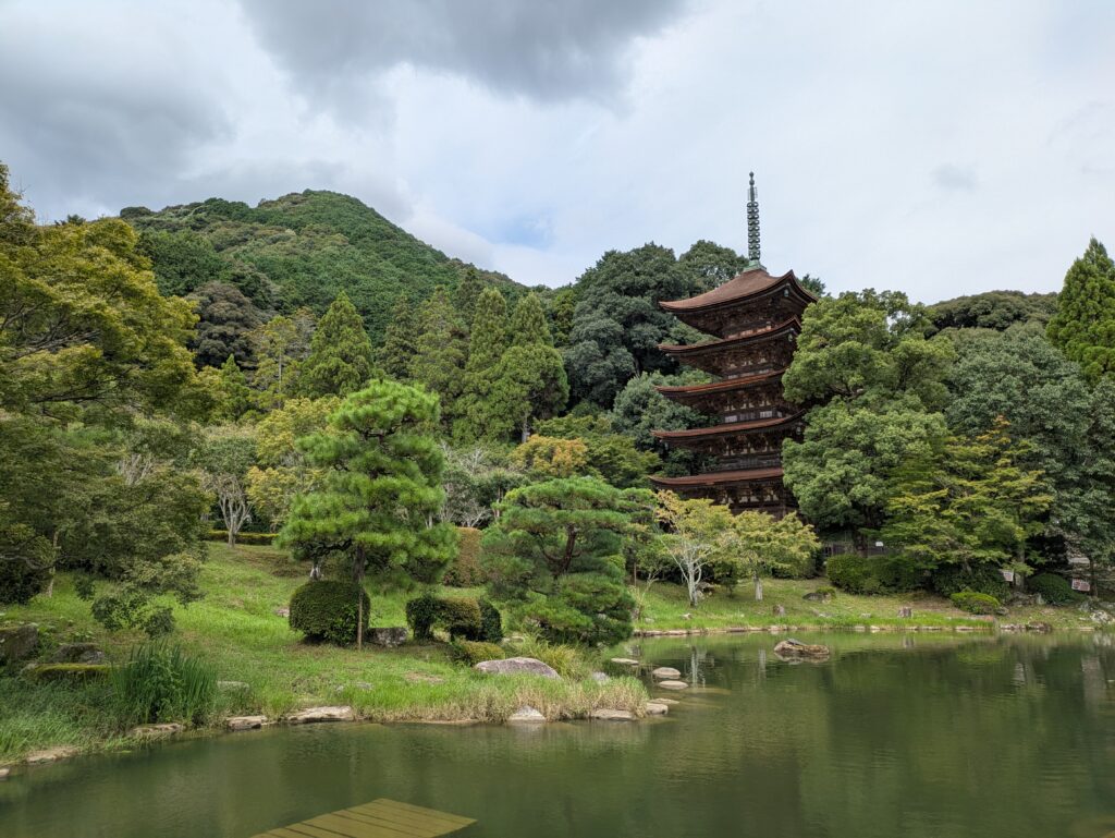 瑠璃光寺五重塔