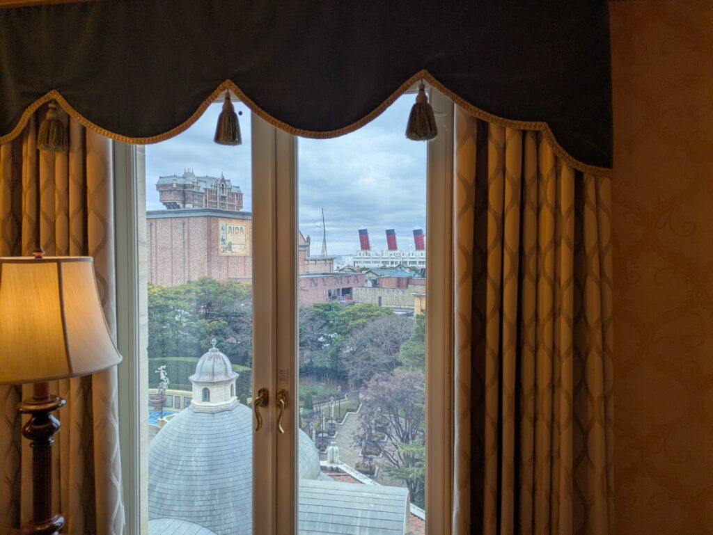 ミラコスタの客室の窓