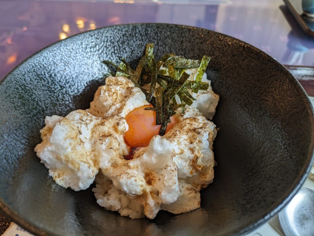 大川荘の卵かけご飯