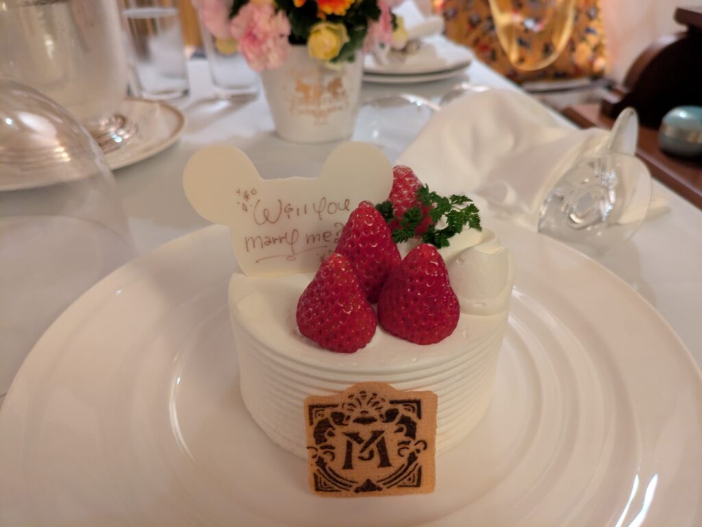 セレブレーションセットのケーキ