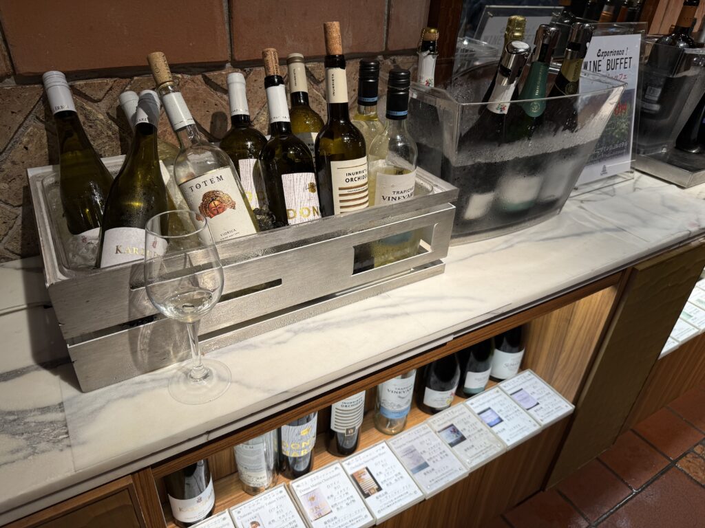 飲み放題のワイン